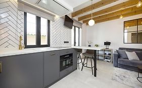 Cisneros By United Renters